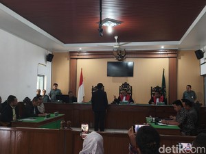 PN Solo Putuskan Gugatan CLS tentang Ijazah Jokowi Tidak Dapat Diterima