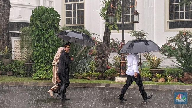 Isu Reshuffle Menguat, Eks Wakapolri Ahmad Dofiri Merapat ke Istana