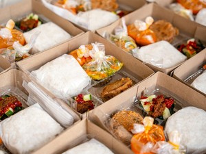 Kisah Eko Pendiri Nasi Darurat Semarang, Penolong Kaum Kepepet