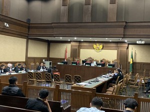 Istri Hakim Agam Terdakwa Kasus Migor Akui Rutin Terima Dolar US-Singapura