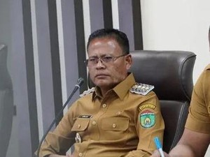 Buntut Panjang Walkot Prabumulih Usai Copot Kepsek yang Tegur Anaknya