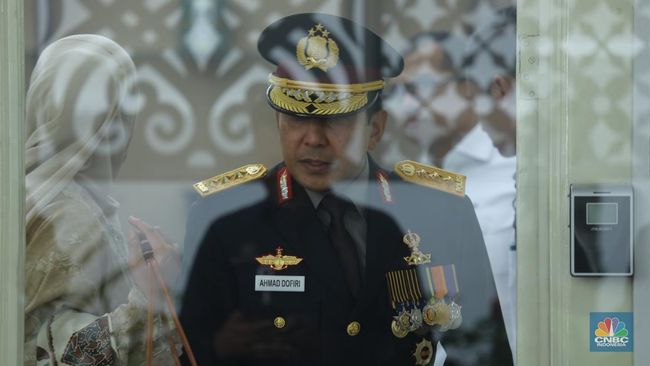 Isu Reshuffle Menguat, Eks Wakapolri Ahmad Dofiri Merapat ke Istana