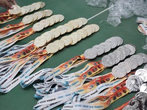 Penampakan Tipo pada Lanyard Medali Porda DIY 2025