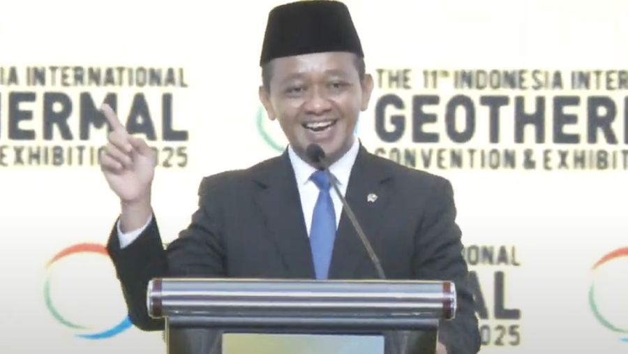 Menteri ESDM, Bahlil Lahadalia saat menyampaikan sambutan dalam Opening Ceremony The 11th Indonesia International Geothermal Convention & Exhibition 2025. (Tangkapan Layar Youtube/Kementerian ESDM)