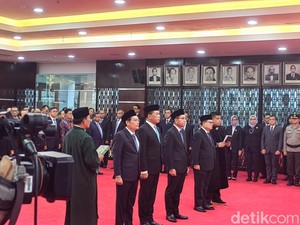 Ahmad Erani Yustika Resmi Jadi Sekjen Kementerian ESDM