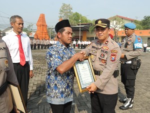 Bantu Ungkap Mutilasi, Pencari Rumput di Mojokerto Diganjar Penghargaan