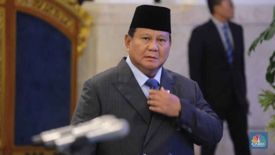 Presiden RI, Prabowo Subianto saat melantik menteri di Istana Negara, Jakarta, Rabu (17/9/2025). (CNBC Indonesia/Tri Susilo)