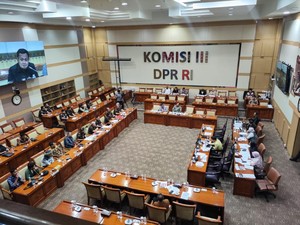 Rapat Bareng Kajati Sulsel, Legislator Tanya Kasus Uang Palsu UIN Makassar