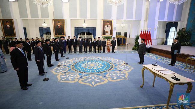 Media Asing Sorot Reshuffle Prabowo Ganti Erick ke Menpora