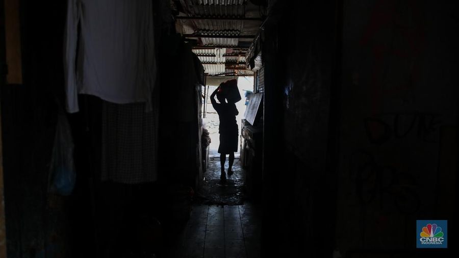 Aktivitas pedagang Pasar Lontar Kebon Melati di Kawasan Tanah Abang, Jakarta, Kamis (18/9/2025). (CNBC Indonesia/Faisal Rahman)
