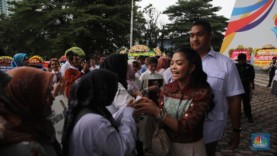 Dito Ariotedjo saat berpamitan di Kemenpora RI, Jakarta, Kamis (18/9/2025).