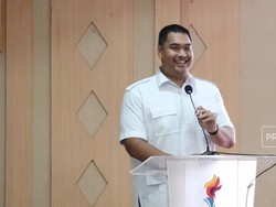 Video: Dito Berkelakar Soal Ijazah Erick Thohir di Hadapan Roy Suryo