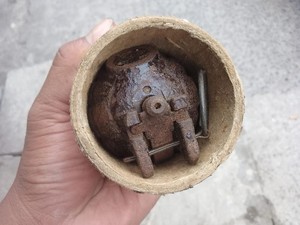Pengepul Rongsok di Mojosongo Solo Temukan Granat