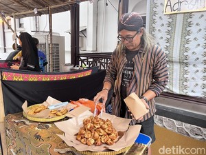 Nikmatnya Kue Kontol Kejepit di Pasar Kangen Jogja, Cukup Bayar Rp 10 Ribu!
