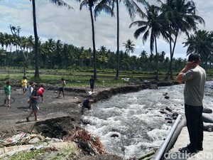Lahan Pertanian hingga Sekolah di Lombok Timur Rusak Akibat Sungai Meluap