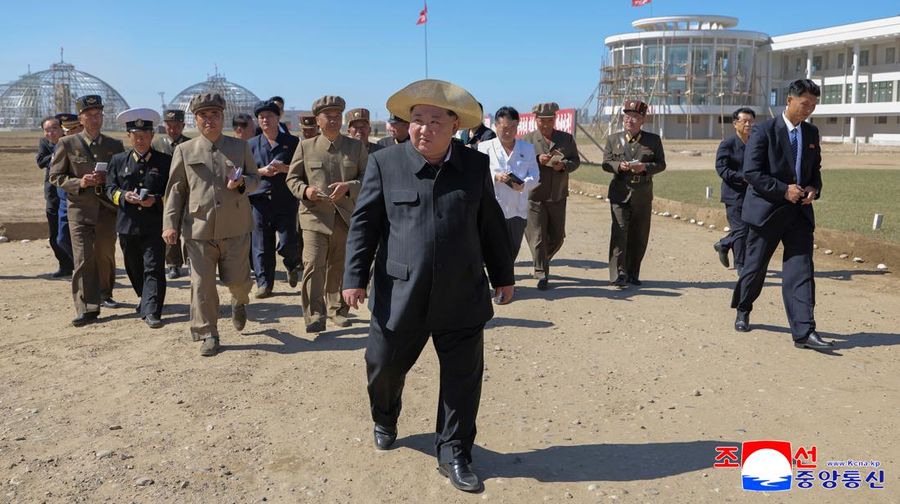 North Korean leader Kim Jong Un oversees the testing of drones at an undisclosed location in North Korea, September 18, 2025, in this picture released by the Korean Central News Agency. KCNA via REUTERS    ATTENTION EDITORS - THIS IMAGE WAS PROVIDED BY A THIRD PARTY. REUTERS IS UNABLE TO INDEPENDENTLY VERIFY THIS IMAGE. NO THIRD PARTY SALES. SOUTH KOREA OUT. NO COMMERCIAL OR EDITORIAL SALES IN SOUTH KOREA.     TPX IMAGES OF THE DAY