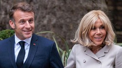 Macron Ajukan Bukti Istrinya Wanita Tulen, Kenapa Tempuh Jalur Hukum?