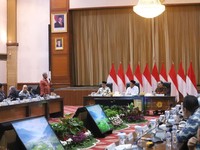 Petani Teriak Harga Tetes Tebu Jeblok Efek Banjir Impor dari Thailand