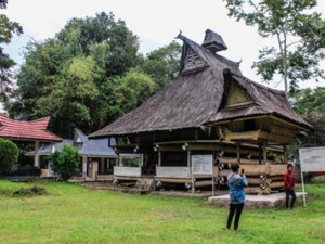 Mengenal Rumah Bolon Purba, Dulunya Ditempati 14 Raja Simalungun