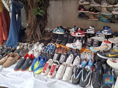 Ada Dugaan Sepatu KW Impor Nike Cs Masuk Mal Besar