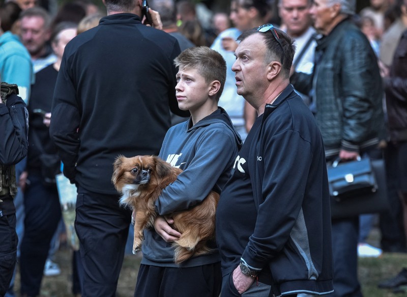 Akibat serangan rudal Rusia di Dnipro, Ukraina, Sabtu (20/9/2025). (via REUTERS/Dnipropetrovsk Regional Military) Akibat serangan rudal Rusia di Dnipro, Ukraina, Sabtu (20/9/2025). (via REUTERS/Dnipropetrovsk Regional Military)