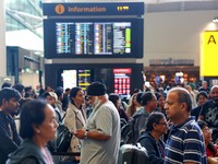 Teror Drone Asing Hantui Penerbangan, 2 Bandara Ditutup