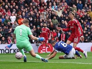 Ekitike Tajam, yang Pusing Arne Slot