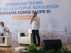 Pupuk Indonesia Pastikan HET Pupuk Bersubsidi Berlaku di Titik Serah