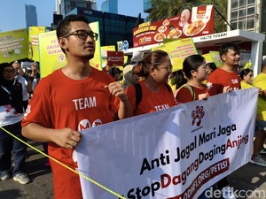 Aksi di CFD, Aktivis Minta RUU Larang Perdagangan Daging Anjing-Kucing Disahkan
