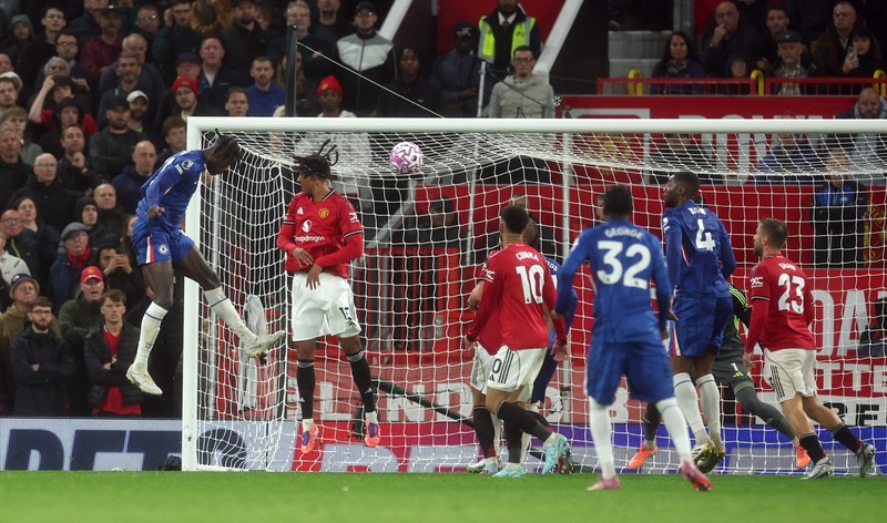 Laga Manchester United vs Chelsea di Stadion Old Trafford, Manchester, Minggu (21/9/2025) dini hari WIB. (REUTERS/Phil Noble) Laga Manchester United vs Chelsea di Stadion Old Trafford, Manchester, Minggu (21/9/2025) dini hari WIB. (REUTERS/Phil Noble)