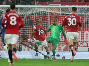 Ada 2 Kartu Merah, MU Ungguli Chelsea 2-0 di Babak I