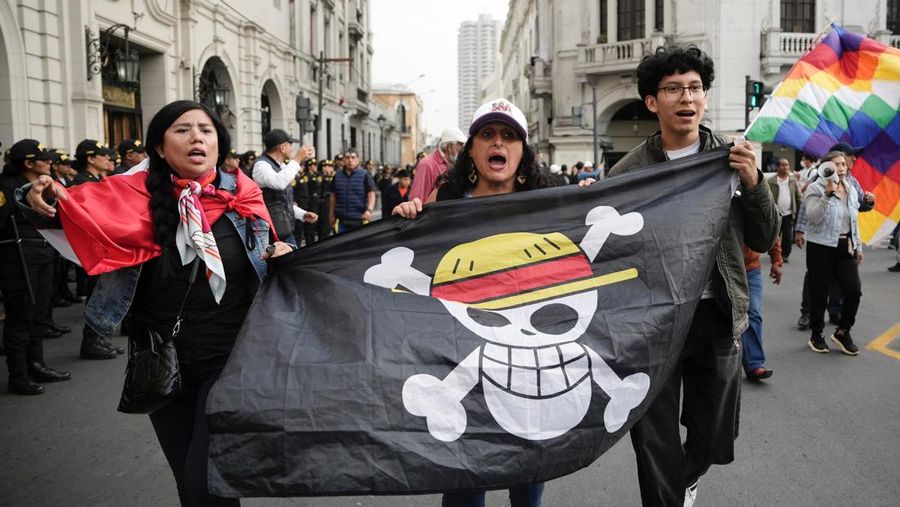 Protes terhadap pemerintahan Presiden Peru Dina Boluarte, Sabtu (20/9/2025). (REUTERS/Angela Ponce)