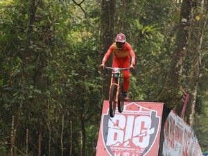 Ipuk BIG Downhill 2025 di Ijen Geopark Bukan Sekadar Balap Sepeda