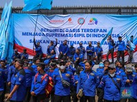 Potret Terbaru Demo Buruh di Depan Gedung DPR, Ini 5 Tuntutan Utamanya