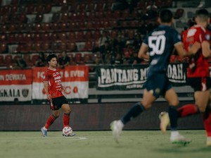 Alasan Johnny Jansen Sering Cadangkan Kadek Arel di Awal Musim