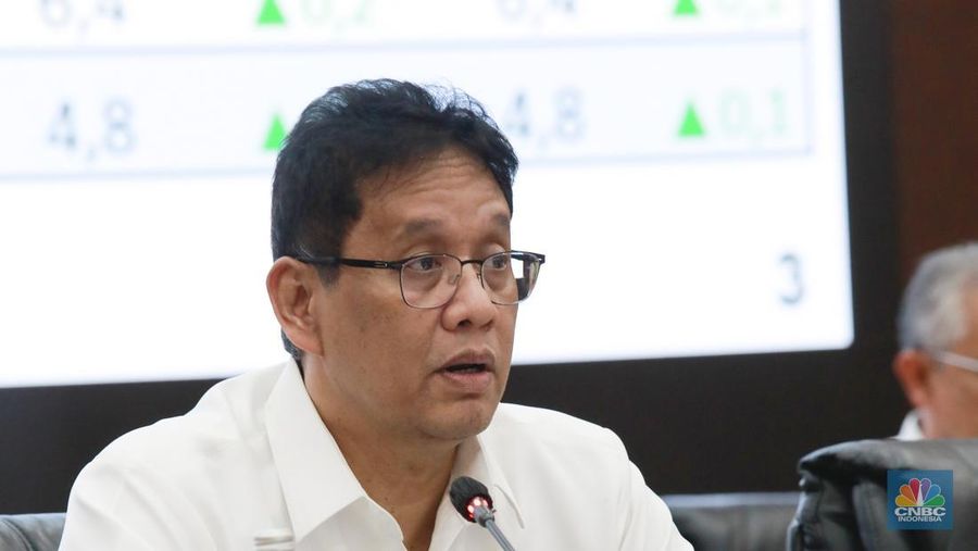 Menteri Keuangan Purbaya Yudhi Sadewa dalam memberi pemaparan APBN Kita di Kantor kementerian Keuangan, Jakarta, Senin, (22/9/2025). (CNBC Indonesia/Muhammad Sabki)