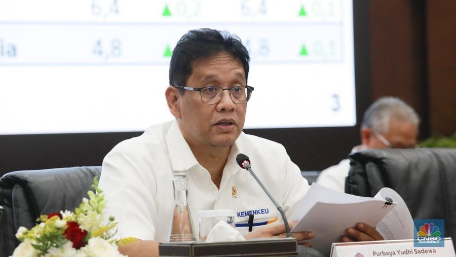 Menteri Keuangan Purbaya Yudhi Sadewa dalam memberi pemaparan APBN Kita di Kantor kementerian Keuangan, Jakarta, Senin, (22/9/2025). (CNBC Indonesia/Muhammad Sabki)
