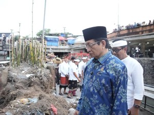 Menag Nasaruddin Umar Datangi Korban Banjir di Bali, Beri Bantuan Rp 300 Juta