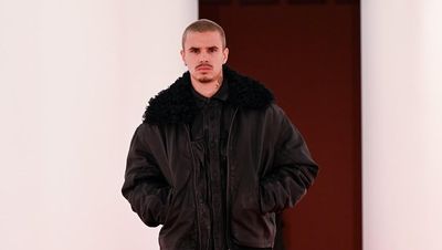 Foto: Aksi Nepo Baby, Anak Artis di Runway H&M Fall/Winter 2925