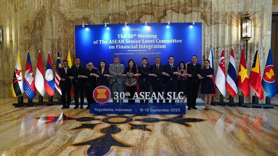 ASEAN Senior Level Committee on Financial Integration (SLC) ke-30 yang dilaksanakan di Yogyakarta pada 18–19 September 2025. (Dok. Bank Indonesia)