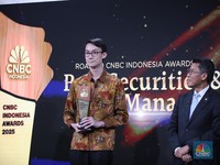 Top! Tuntun Sekuritas Raih Best Stock & Mutual Fund Research