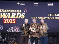 KB Bank Dinobatkan Jadi The Most Transaction Growth Issuer