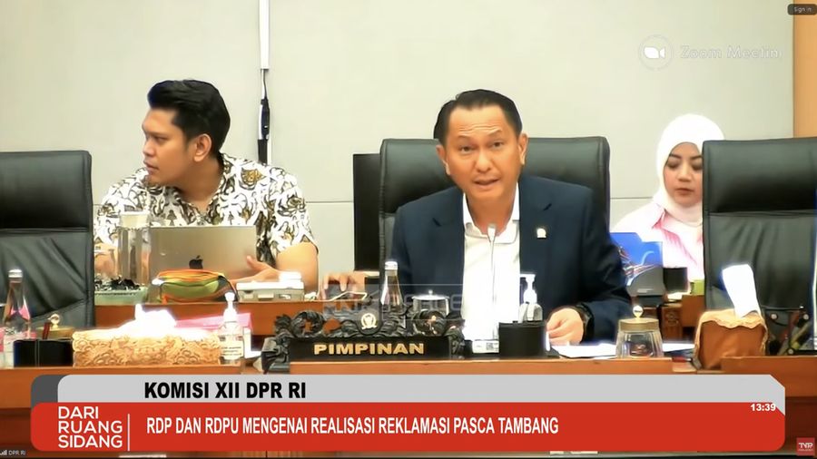 Komisi XII RI dan RDPU mengenai realisasi reklamasi pasca tambang. (Tangkapan layar youtube TV Parlemen)