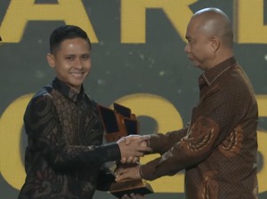 M Rafiqan Raih Penghargaan Jaksa Pengawal Daerah Tertinggal Adhyaksa Awards 2025