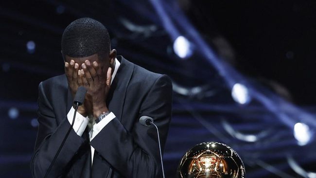 Daftar Pemenang Ballon d'Or Sepanjang Masa: Dembele, Messi - Ronaldo