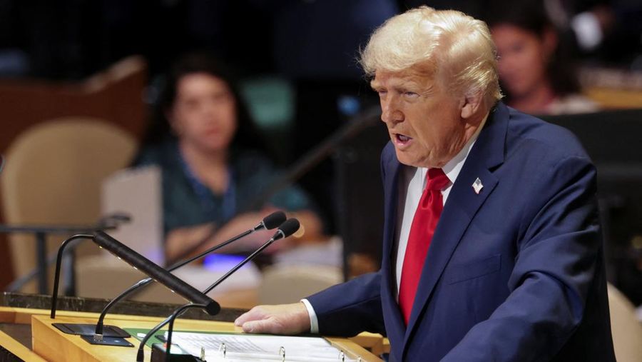 Presiden AS Donald Trump berpidato di Sidang Umum Perserikatan Bangsa-Bangsa ke-80, di New York City, New York, AS, 23 September 2025. (REUTERS/Alexander Drago)