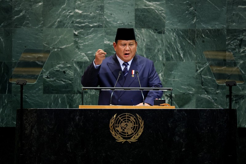 Presiden Indonesia Prabowo Subianto berpidato di Sidang Umum Perserikatan Bangsa-Bangsa ke-80 di Markas Besar PBB di New York, AS, 23 September 2025. (REUTERS/MIKE SEGAR)