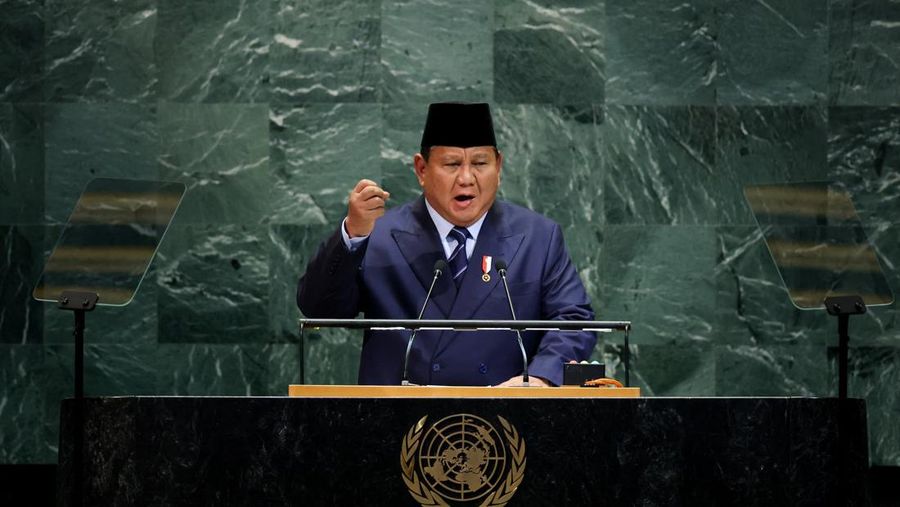 Presiden Indonesia Prabowo Subianto berpidato di Sidang Umum Perserikatan Bangsa-Bangsa ke-80 di Markas Besar PBB di New York, AS, 23 September 2025. (REUTERS/Jeenah Moon)