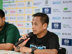 APSSI Bela Ilham dan Kurniawan yang Didesak Mundur Suporter PSPS
