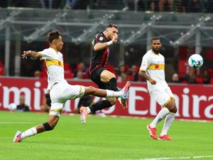 Milan Vs Lecce: Hadapi 10 Pemain, Rossoneri Menang 3-0